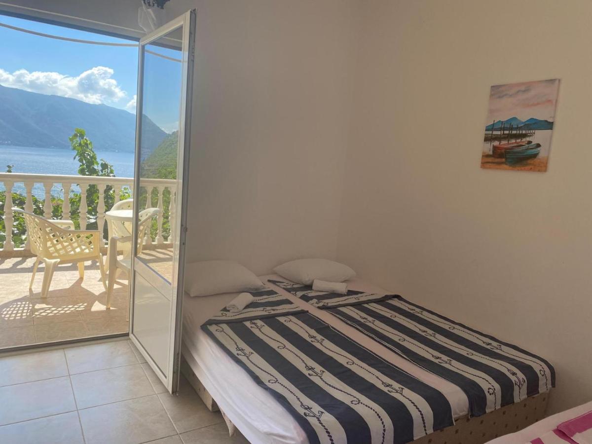 L & D Panorama Apartmani Risan Exterior foto