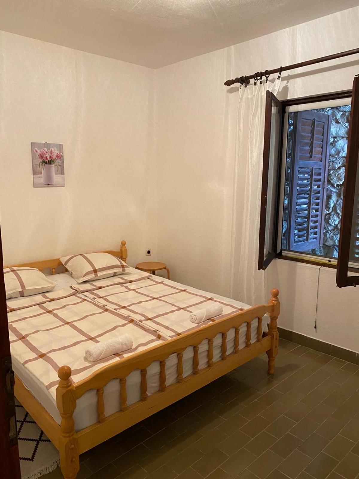 L & D Panorama Apartmani Risan Exterior foto